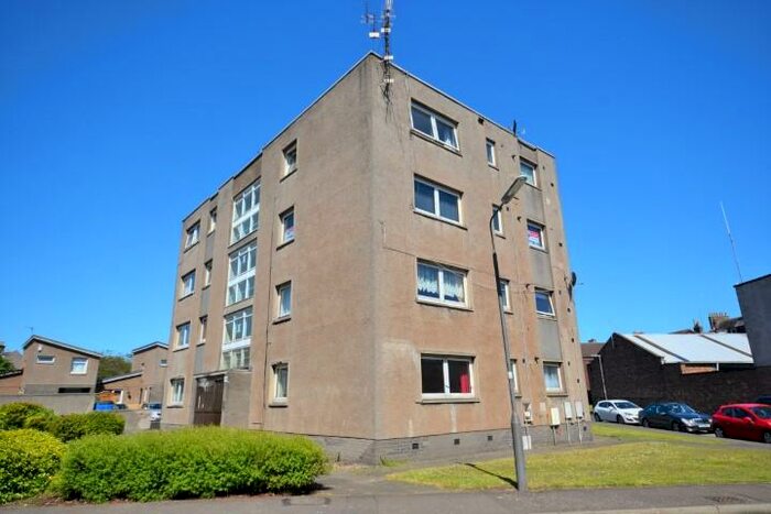 2 Bedroom Flat To Rent In Aitken Court, Leven, KY8