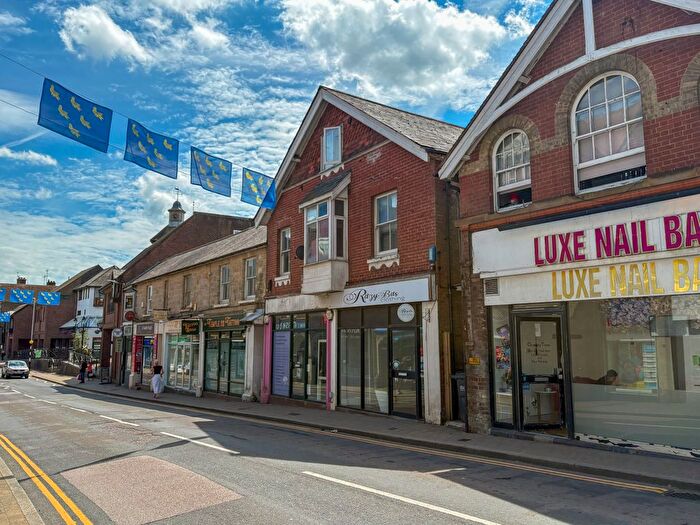 2 Bedroom Flat To Rent In High Street, Crowborough, TN6