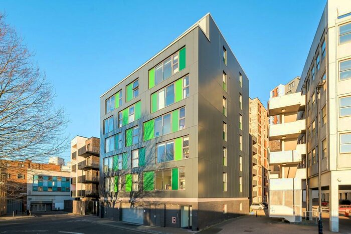 2 Bedroom Flat To Rent In Bunton Street, London, SE18