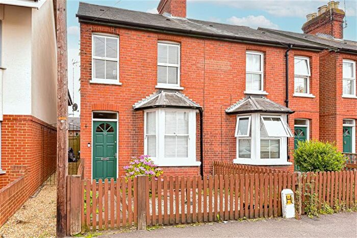 3 Bedroom Terraced House To Rent In Seaford Road, Wokingham, RG40