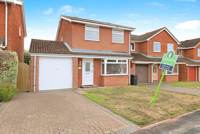 3 Bedroom Detached House For Sale In Rockingham Drive, Wolverhampton, Staffordshire, WV6