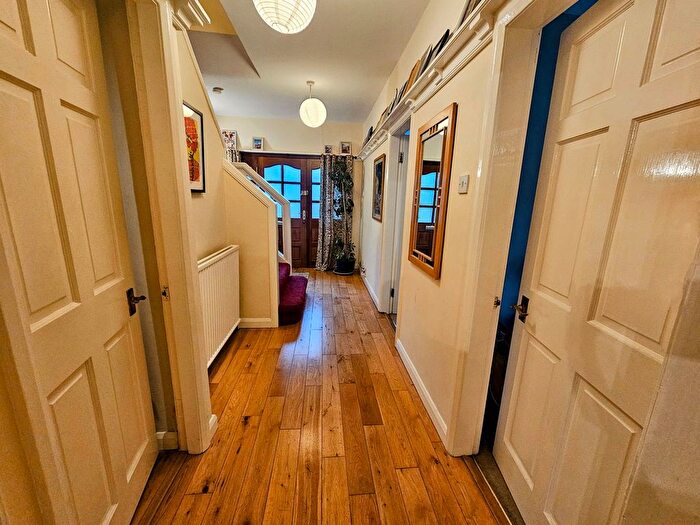 4 Bedroom Detached House For Sale In Towers Close, Wistaston, Crewe, CW2