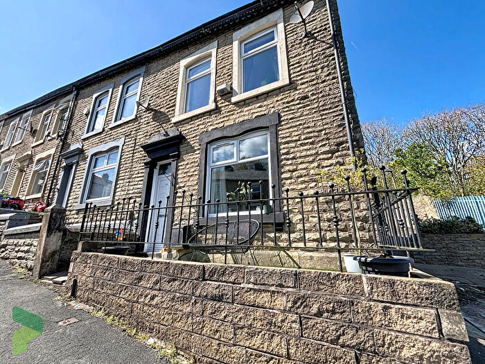 3 Bedroom End Of Terrace House For Sale In Alexandra Road, Darwen, BB3