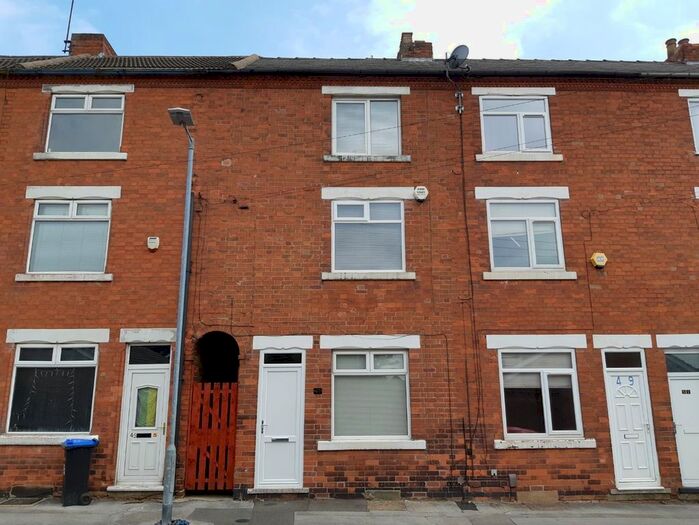 Houses to rent in SuttoninAshfield, NG17, Nottinghamshire