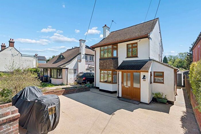 3 Bedroom Detached House For Sale In Island Road, Sturry, Canterbury, CT2