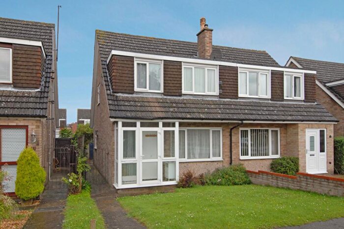 3 Bedroom End Of Terrace House To Rent In Marsh Lane, Marston, OX3