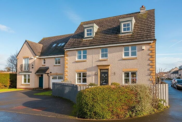 5 Bedroom Detached House For Sale In Blink O'forth, Prestonpans, EH32