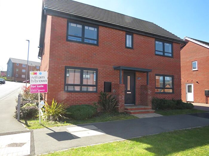 4 Bedroom Detached House For Sale In Balharvie Road, Wellingborough, NN8