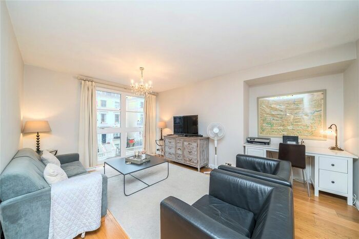 2 Bedroom Flat To Rent In Chepstow Villas, London, W11