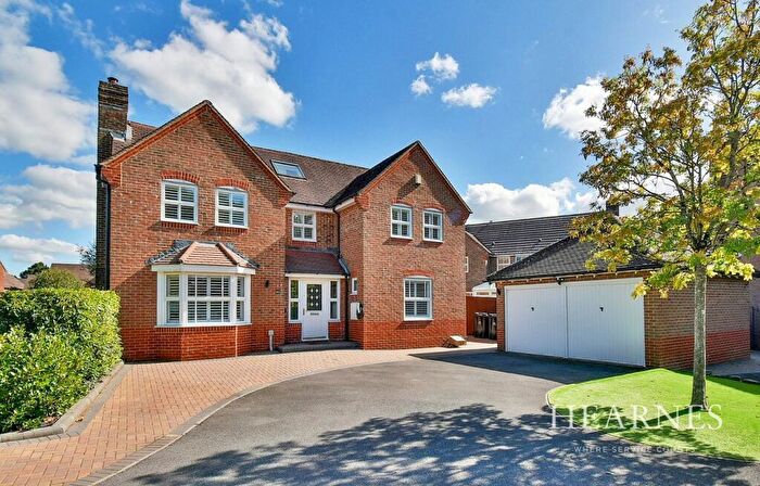 5 Bedroom Detached House For Sale In Casterbridge Road, Ferndown, BH22