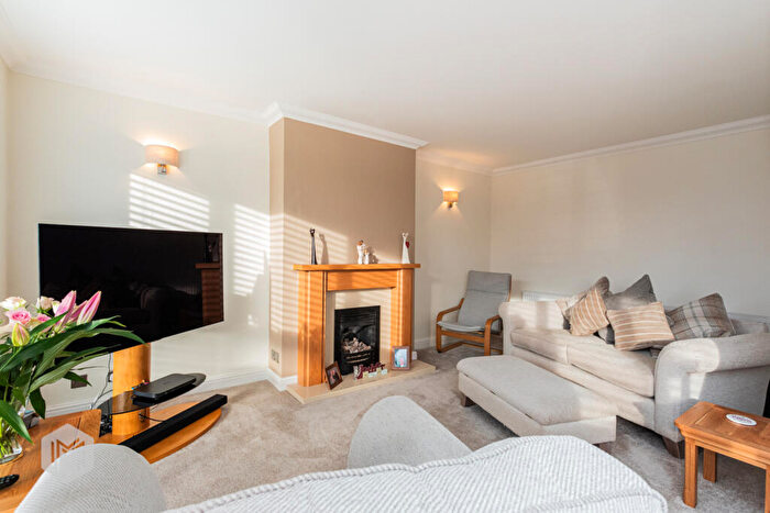 3 Bedroom Bungalow For Sale In Ulleswater Close, Little Lever, Bolton, Greater Manchester, BL3