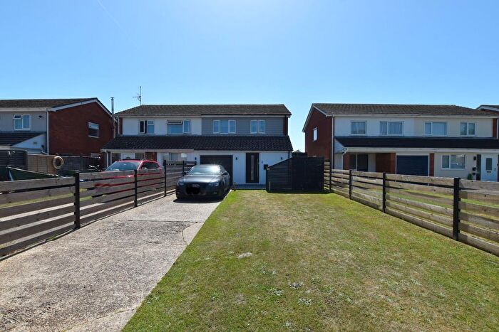3 Bedroom Semi-detached House For Sale In Adie Road, Greatstone, New Romney, TN28