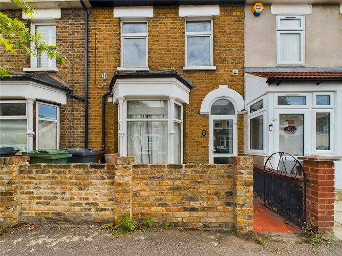 3 Bedroom Terraced House For Sale In Woodville Road, Walthamstow, London, E17