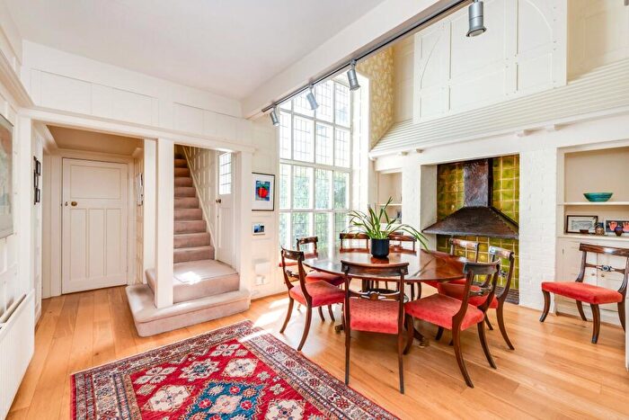 4 Bedroom Terraced House For Sale In Meadway Gate, Hampstead Garden Suburb, NW11
