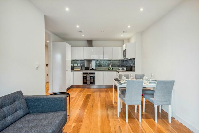 1 Bedroom Flat To Rent In East Parkside, London, SE10