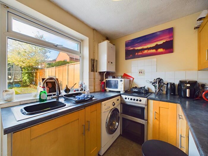 2 Bedroom Terraced House To Rent In Palmerston Road, Woodston, Peterborough, PE2