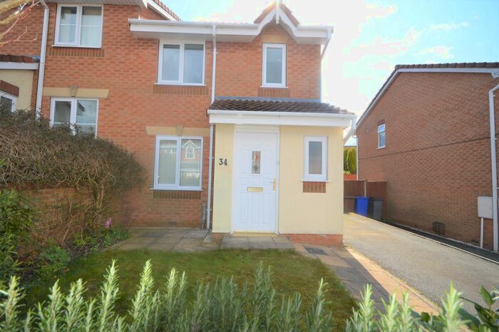 3 Bedroom Semi-Detached House To Rent In Hurricane Grove, Tunstall, Stoke-On-Trent, ST6