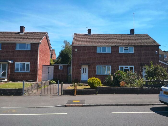 2 Bedroom House To Rent In Llanrumney Avenue, Llanrumney, Cardiff, CF3