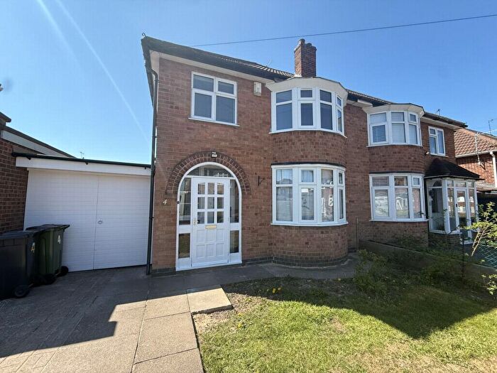 3 Bedroom House To Rent In Bakewell Road, Wigston, LE18