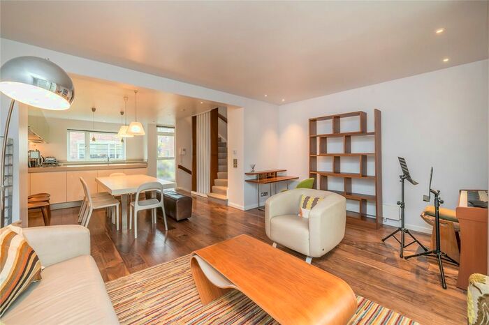 4 Bedroom Detached House To Rent In Woodsford Square, London, W14