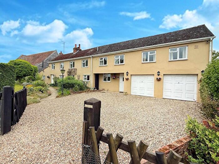 4 Bedroom Detached House To Rent In Braintree Road, Sible Hedingham, Halstead, CO9