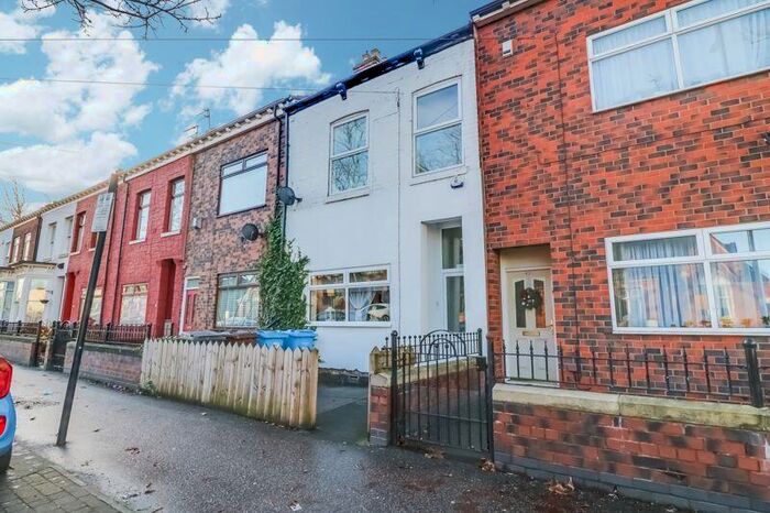 2 Bedroom Terraced House For Sale In St. Georges Road, Hull, HU3