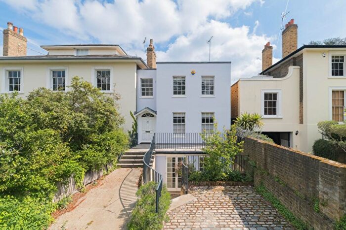 4 Bedroom House To Rent In Pond Road London, SE3