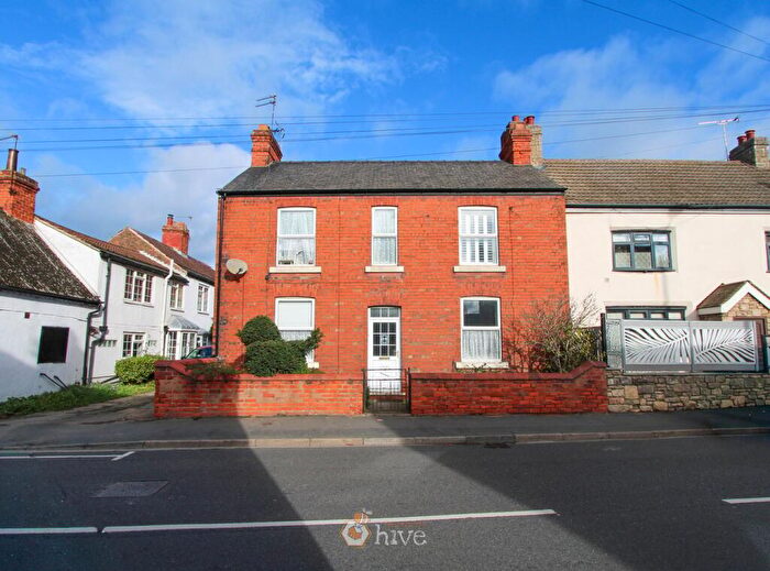 3 Bedroom Semi Detached House For Sale In High Street, Hatfield, Doncaster, DN7