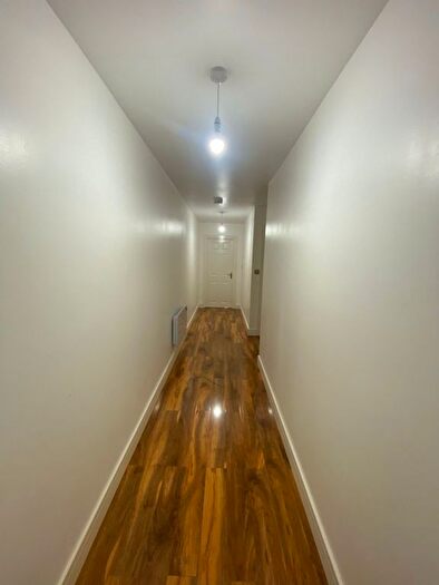 1 Bedroom Flat To Rent In Walworth Road, London, SE17