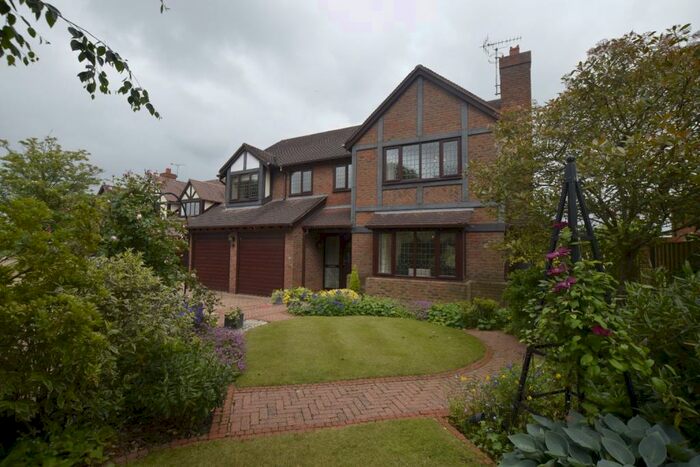 4 Bedroom Detached House To Rent In Durose Court, Bramshall, Uttoxeter, Staffordshire, ST14