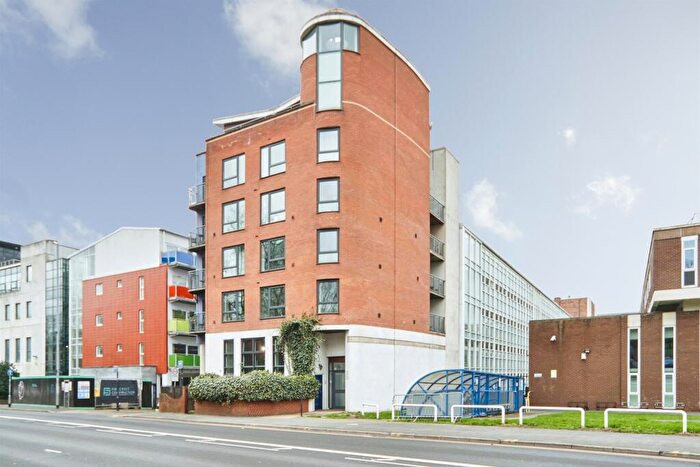 1 Bedroom Apartment For Sale In North Street, Leeds, LS2
