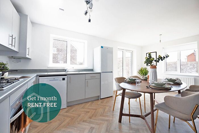 4 Bedroom Semi-Detached House To Rent In Leaf Living At The Gateway, Bexhill, Bexhill-On-Sea, East Sussex, TN40