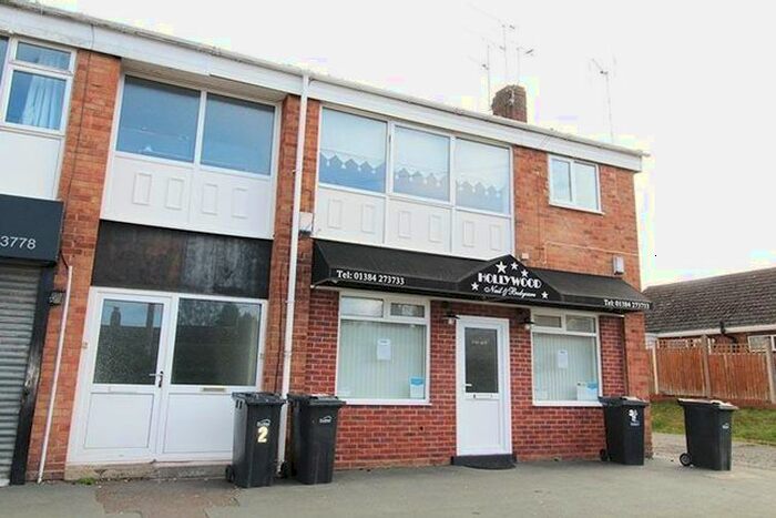 2 Bedroom Flat To Rent In Buckingham Grove, Kingswinford, DY6