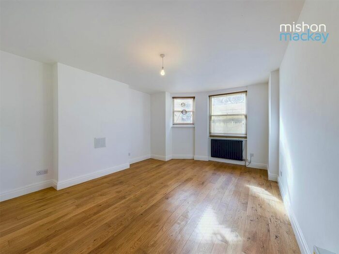 Studio To Rent In Albert Road, Brighton, BN1