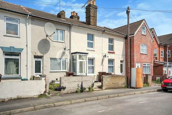 2 Bedroom Terraced House To Rent In Stafford Street, Gillingham, Kent, ME7