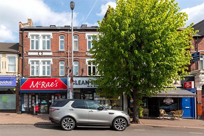 1 Bedroom Flat To Rent In The Avenue, Chingford, E4