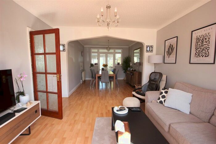 3 Bedroom Semi-Detached House To Rent In West Way, Edgware, HA8