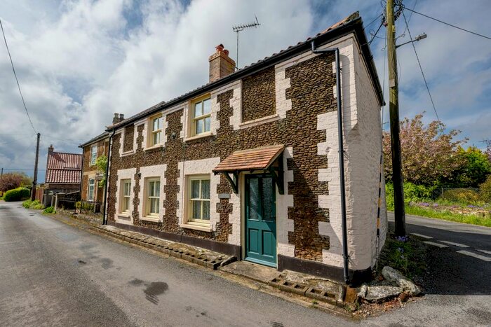 3 Bedroom Semi-Detached House For Sale In Bell Road, Grimston, King's Lynn, PE32