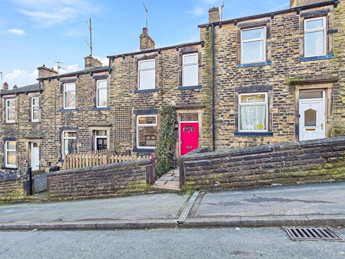 3 Bedroom Terraced House To Rent In Lambert Street, Skipton, BD23