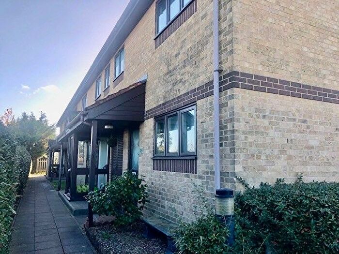 1 Bedroom Flat To Rent In River View, Gillingham, ME8