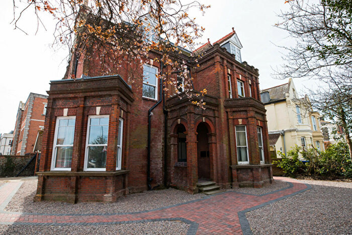 Studio To Rent In Shelley Road, Worthing, BN11