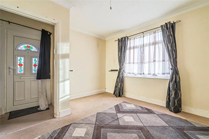 3 Bedroom Semi Detached House For Sale In Eastbourne Road, St. Austell, Cornwall, PL25