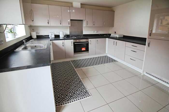 4 Bedroom Town House To Rent In Arkwright Walk, The Meadows, Nottingham, NG2