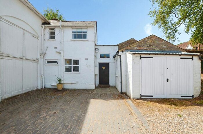 2 Bedroom House To Rent In Berkhamsted Place, Berkhamsted, Hertfordshire, HP4