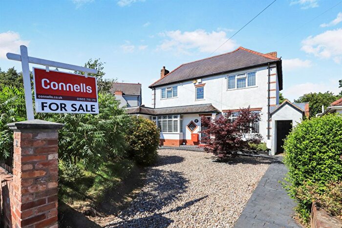 4 Bedroom Detached House For Sale In Bhylls Lane, Castlecroft, Wolverhampton, WV3
