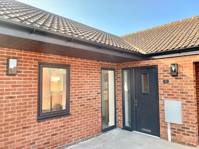 2 Bedroom Barn Conversion To Rent In Holme Farm Court, Gamston, NG2