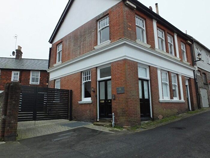 2 Bedroom Apartment To Rent In Market Lane, Lewes, East Sussex, BN7