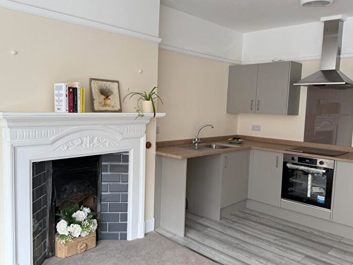 2 Bedroom Apartment To Rent In Crofts Place, Broadstairs, CT10