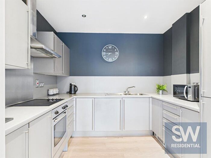 1 Bedroom Apartment For Sale In The Quays, Concordia Street, LS1