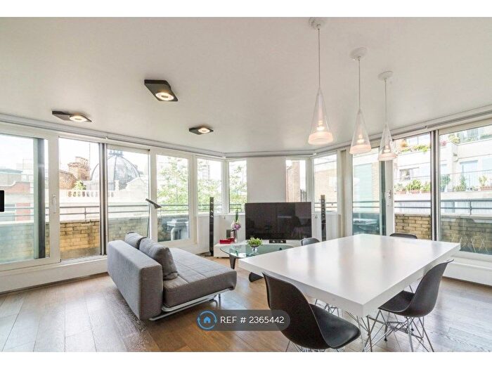 2 Bedroom Flat To Rent In Wells Street, London, W1T